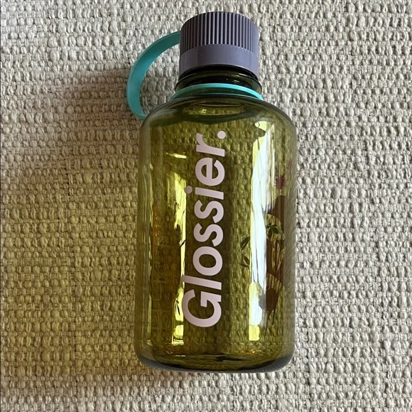 Glossier 16oz Water Bottle.  Olive Green Bottle with Floral Accents NWT - Picture 2 of 5
